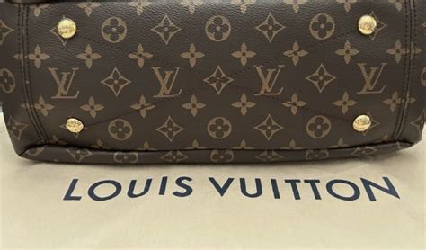 fake louis vuitton canvas material|louis vuitton canvas vs leather.